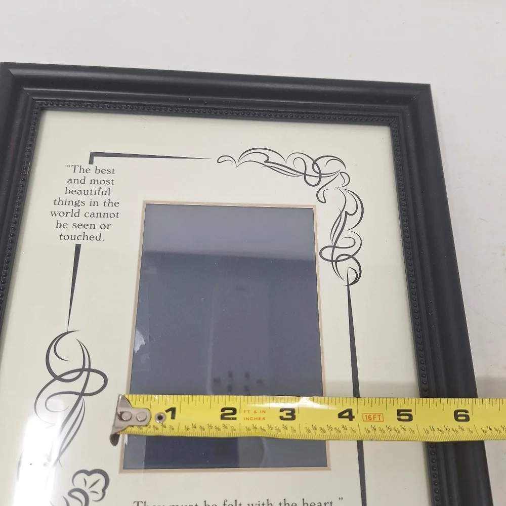 Helen Keller Inspirational Photo Quote Frame Love Heart Decorative Vertical Hang